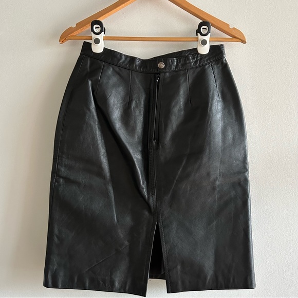 Vintage High Waisted Leather Skirt - Picture 4 of 6